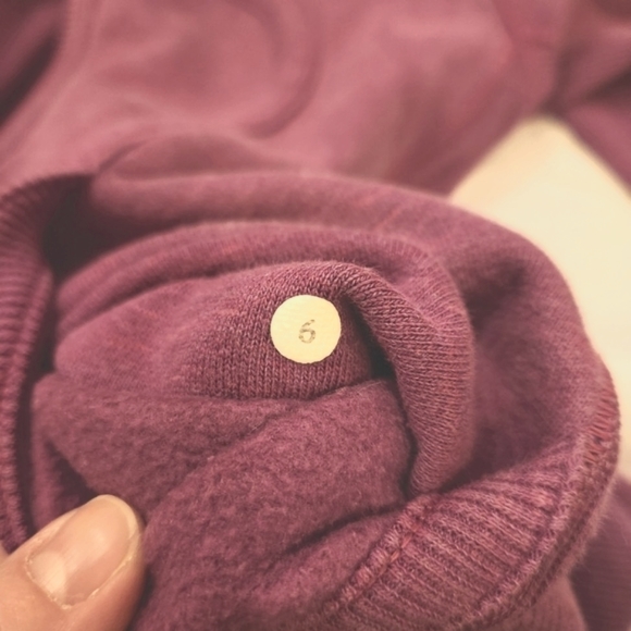 EUC Lululemon Athletica Scuba Full Zip Hoodie, Deep Purpe/Burgundy, Size 6 - Picture 3 of 9